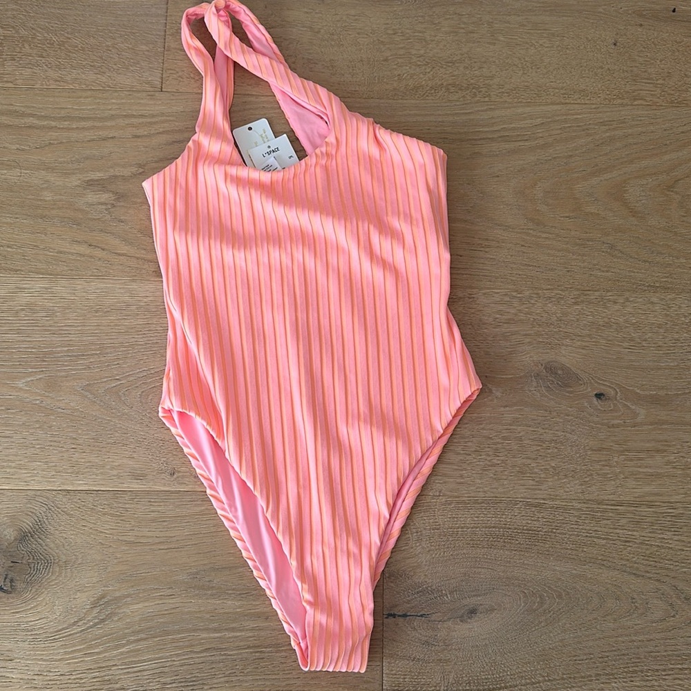 Phoebe one piece classic swim size S
